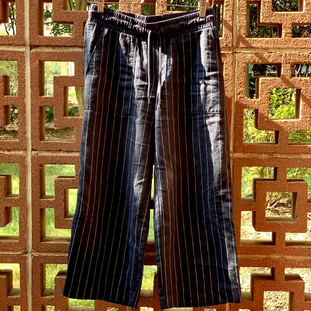 Wide-leg linen pants